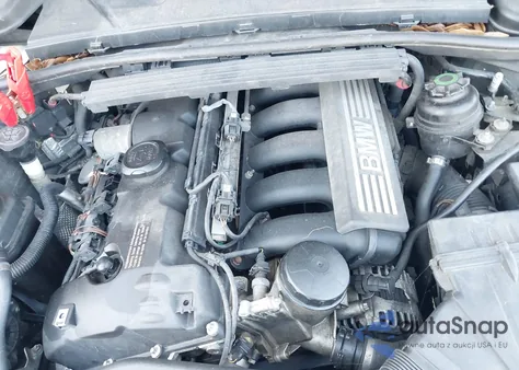 2011 BMW 328I z USA, uszkodzony, nr VIN WBAPH5G50BNM77052